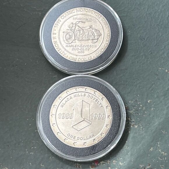 1999 Sturgis Coin Harley Davidson Challenge Token Black Hills Duo Glide 1959 - Picture 3 of 3